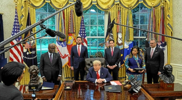 L'Accord de Washington : Paix, Minéraux et le Pari de Trump au Cœur de l'Afrique