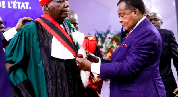 L'Honneur de la Nation : Théophile Obenga, Grand-Croix de l'Ordre du Mérite Congolais