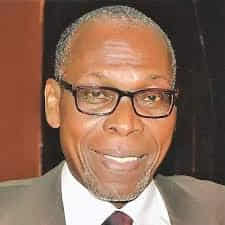 Paul Zahiri est diplômé de 3e cycle en Philosophie et en Sciences Politiques de l'Université de Paris I Panthéon-Sorbonne. paul zahiri